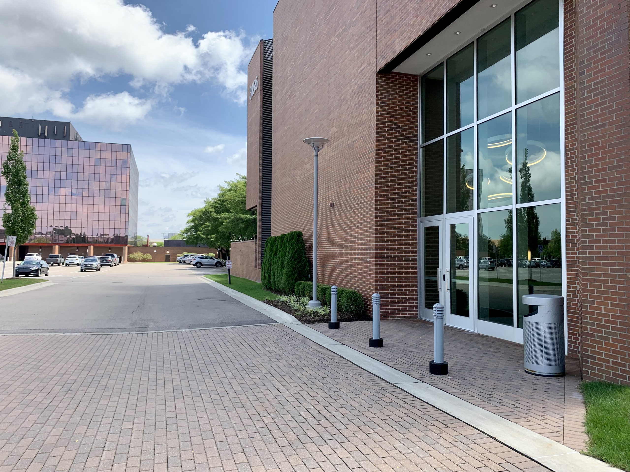 Building located in Troy, Michigan, representing an insurance agency.